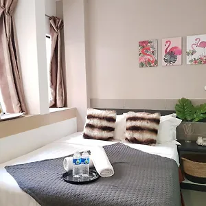 https://leo-leisure-hotel.kualalumpurs-hotels.com