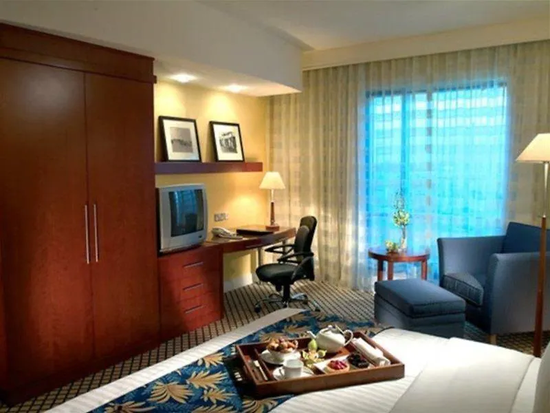 Millennium Lakeview Hotel Formerly Copthorne Lakeview Hotel Dubai 4*,  United Arab Emirates
