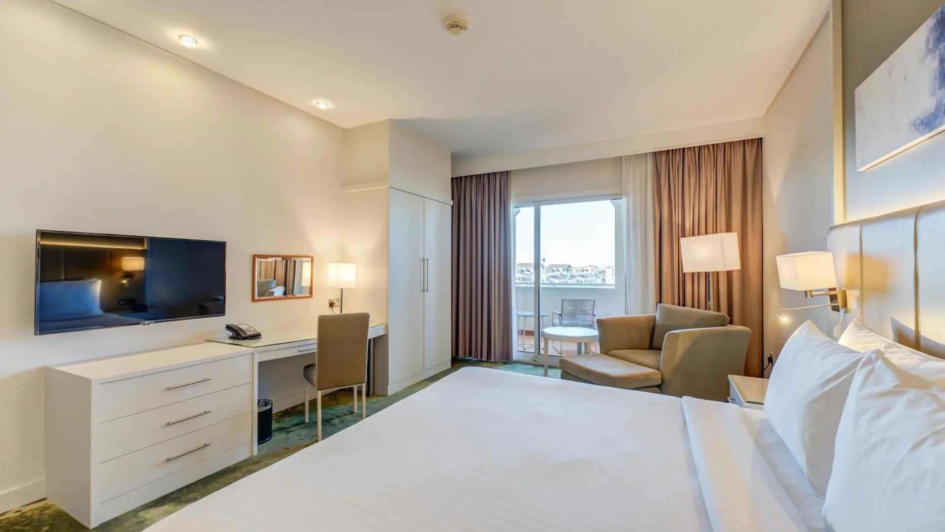 ****  Copthorne Lakeview Hotel Dubai, Green Community Förenade Arabemiraten